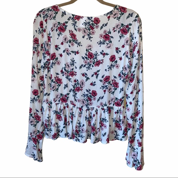 H&M | Floral Button Down Blouse size S / 2 - Picture 2 of 5